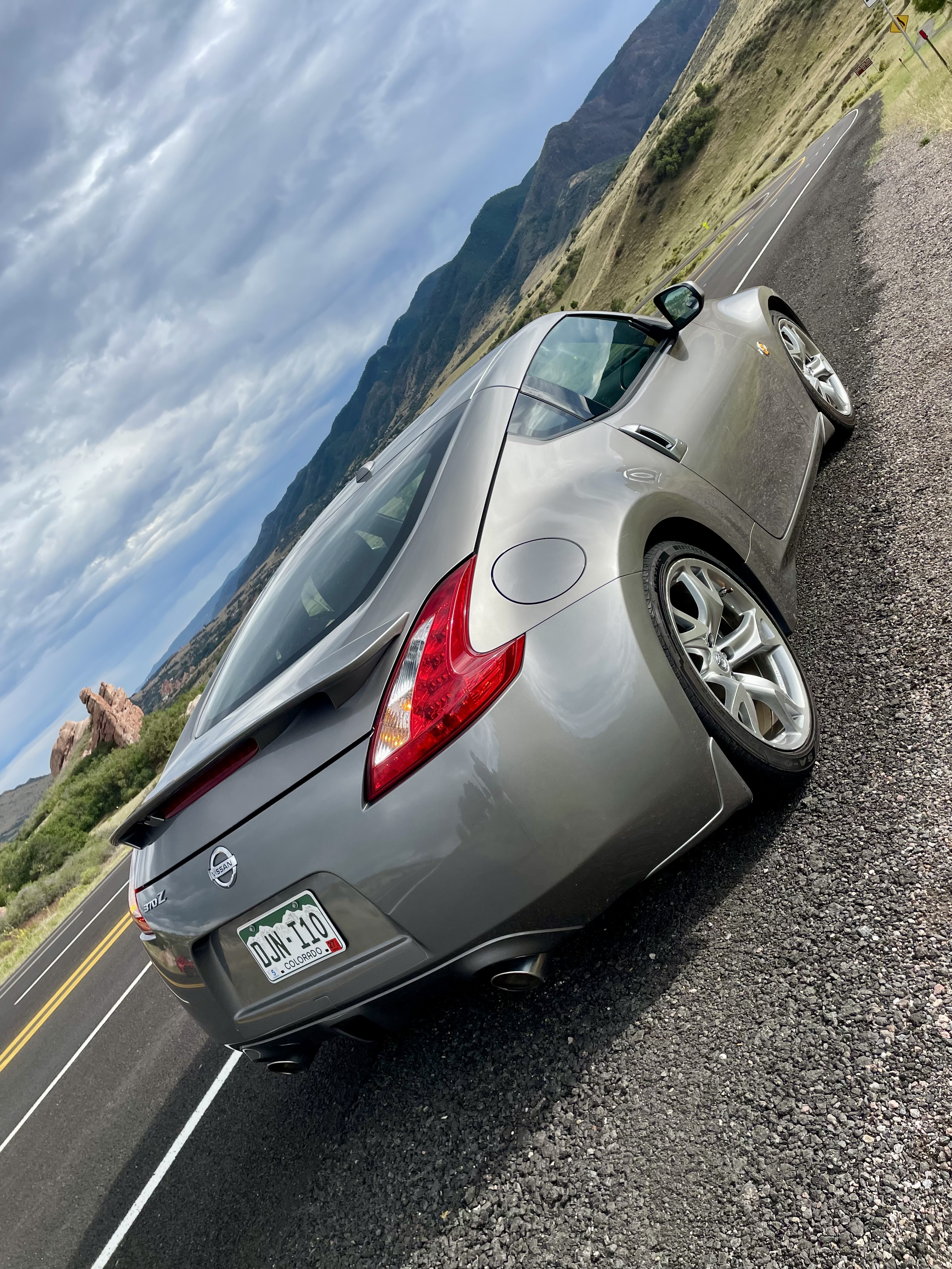 Used 2010 Nissan 370Z Touring w/ Sport Pkg RWD image 5