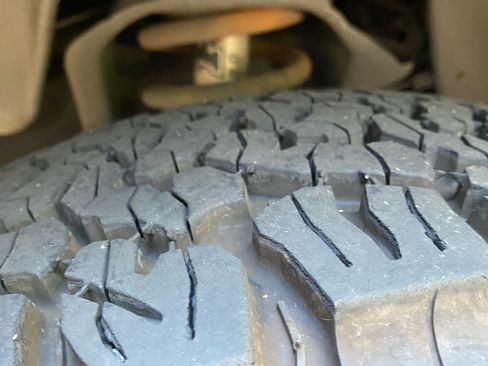 Used 2006 Dodge Ram 2500 Truck SLT image 22