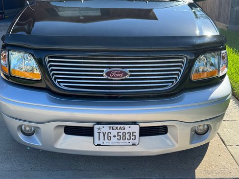Used 2003 Ford F150 Harley-Davidson RWD image 8