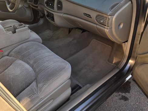 Used 2002 Buick Century Custom w/ Custom Premium Pkg image 11