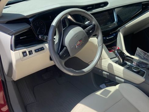 Used 2020 Cadillac XT6 Premium Luxury image 4
