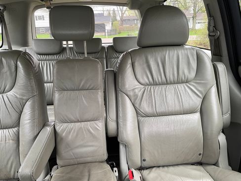 Used 2010 Honda Odyssey EX-L image 11