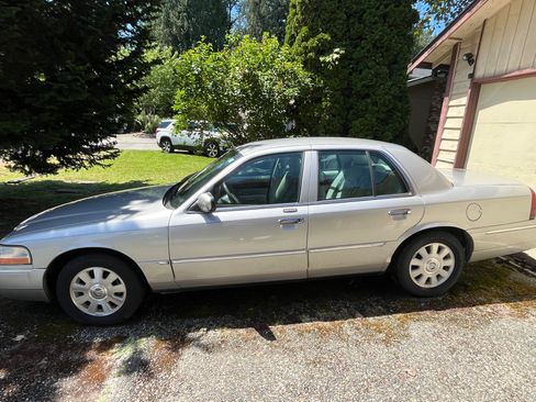 Used 2004 Mercury Grand Marquis LS RWD image 6