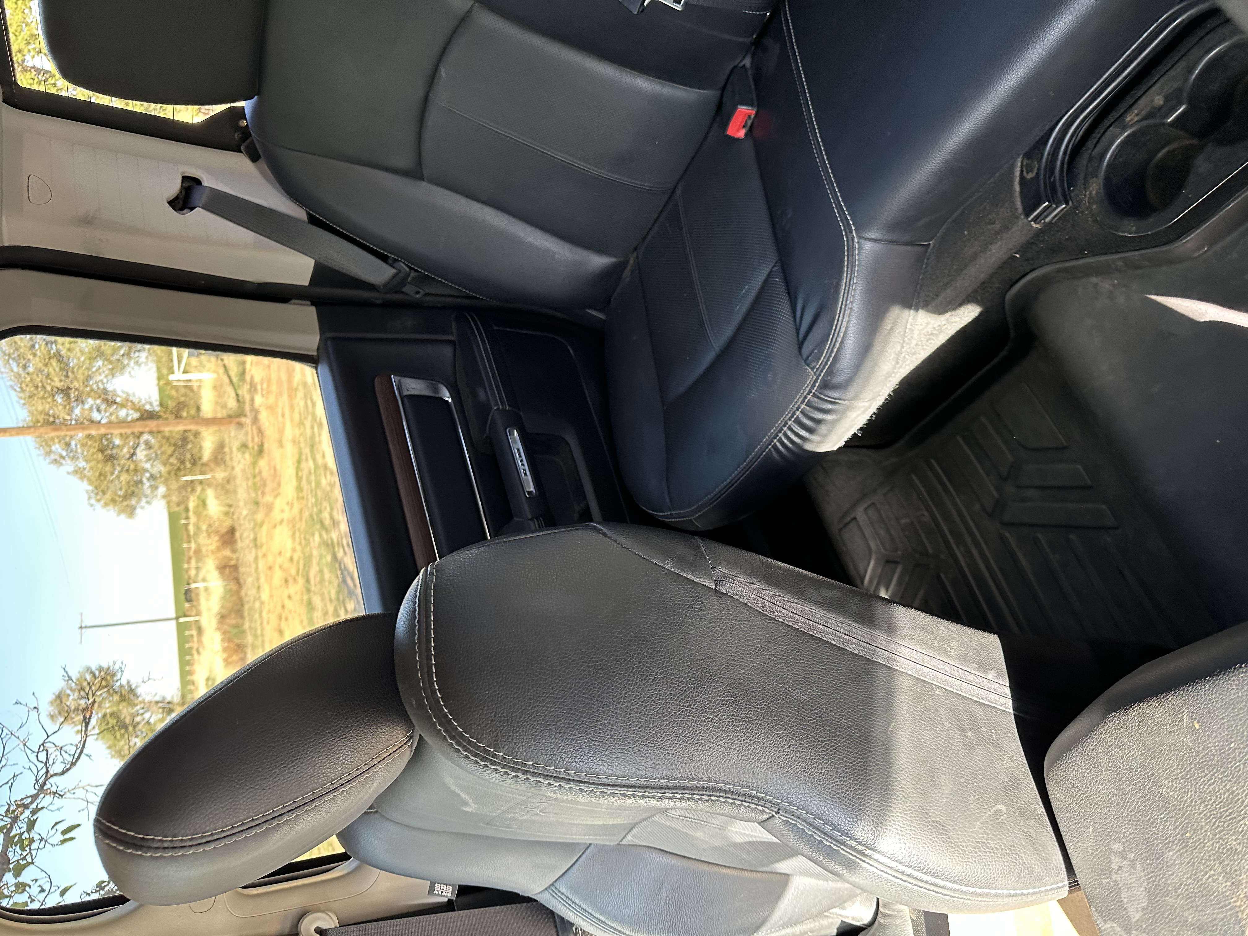 Used 2018 RAM 3500 Laramie AWD/4WD image 13