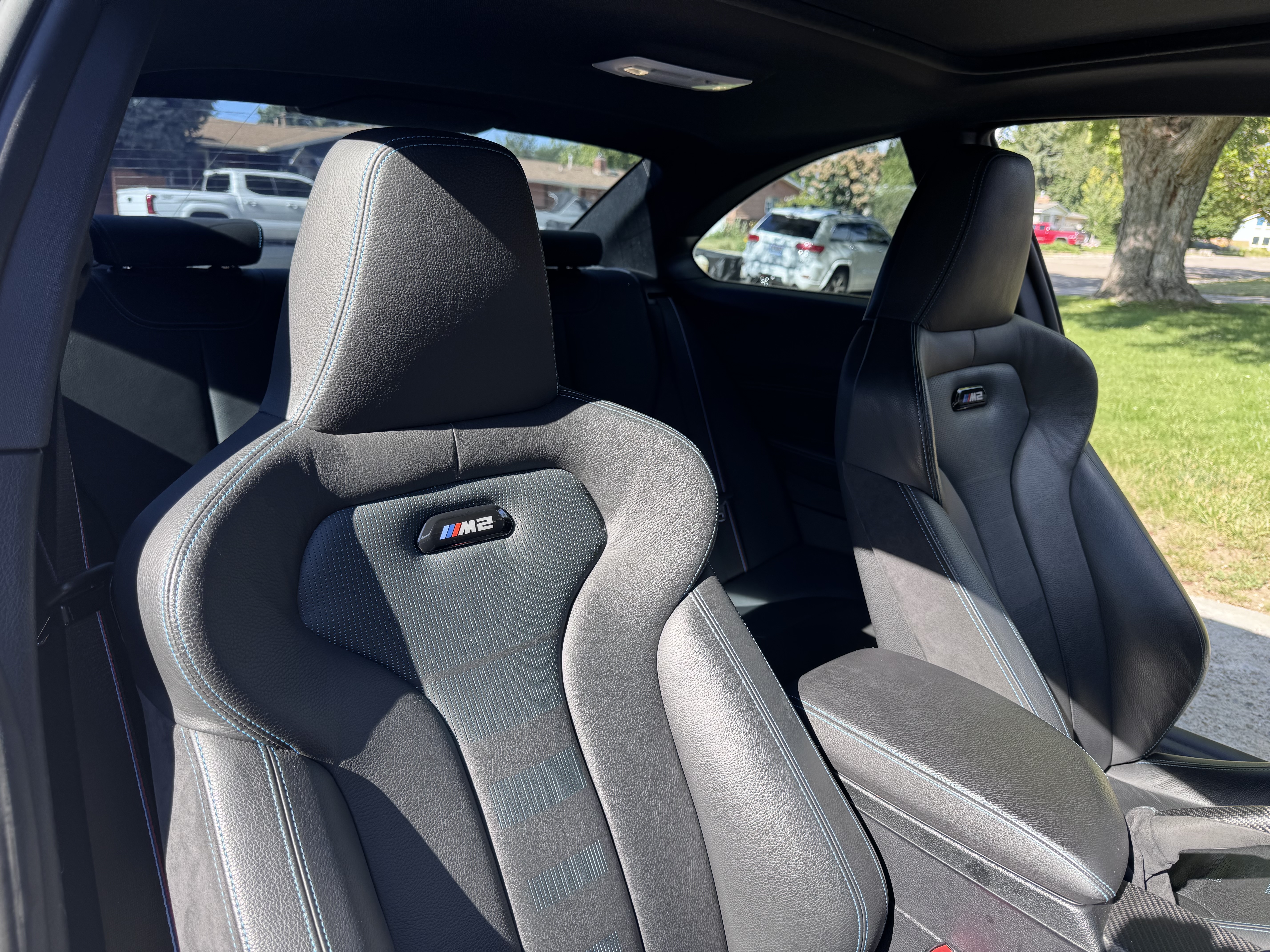 Used 2020 BMW M2 Competition w/ Executive Package RWD image 9