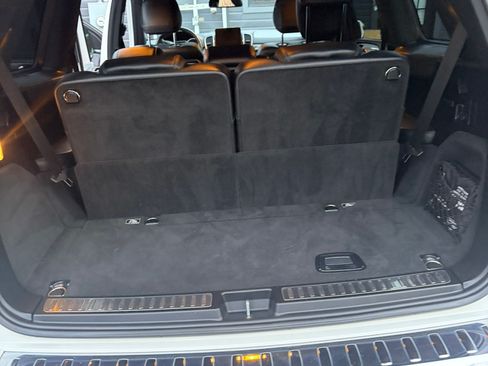 Used 2019 Mercedes-Benz GLS 450 4MATIC image 11