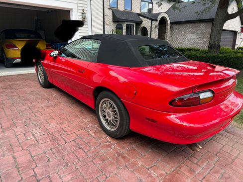 Used 2001 Chevrolet Camaro LT image 11