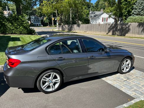Used 2016 BMW 340i xDrive Sedan AWD/4WD image 6
