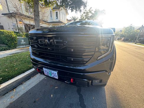 Used 2024 GMC Sierra 1500 AT4 w/ Technology Package image 2