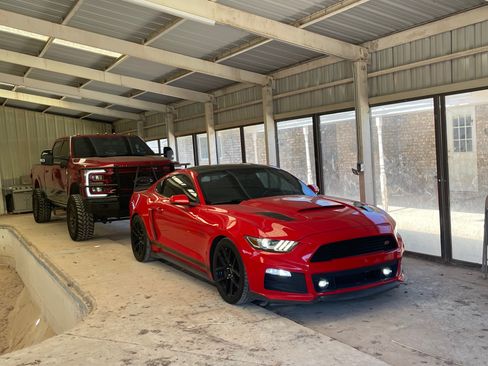 Used 2015 Ford Mustang GT Premium w/ Equipment Group 401A RWD image 1