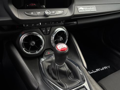 Used 2022 Chevrolet Camaro LT w/ RS Package image 29