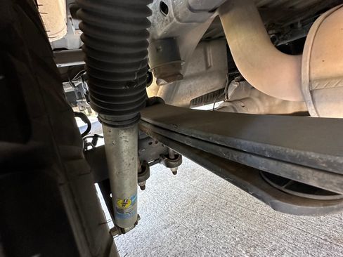 Used 2018 Ford F150 XLT w/ Equipment Group 302A Luxury image 11