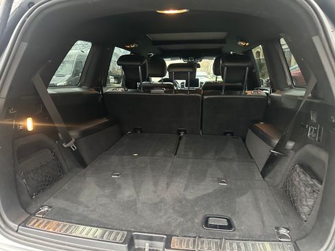 Used 2017 Mercedes-Benz GLS 450 4MATIC image 9