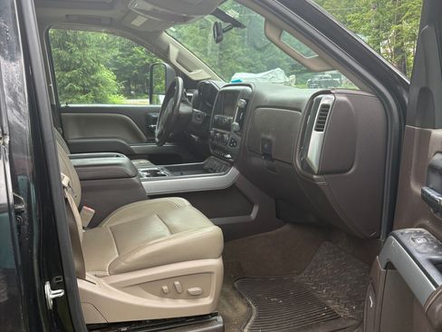Used 2015 Chevrolet Silverado 2500 LTZ w/ Duramax Plus Package AWD/4WD image 8