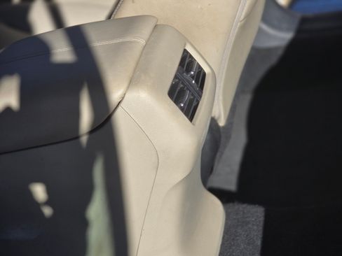 Used 2017 Honda Accord EX-L image 9