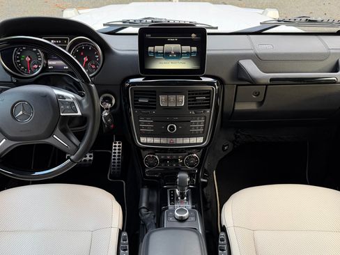 Used 2017 Mercedes-Benz G 550 image 17