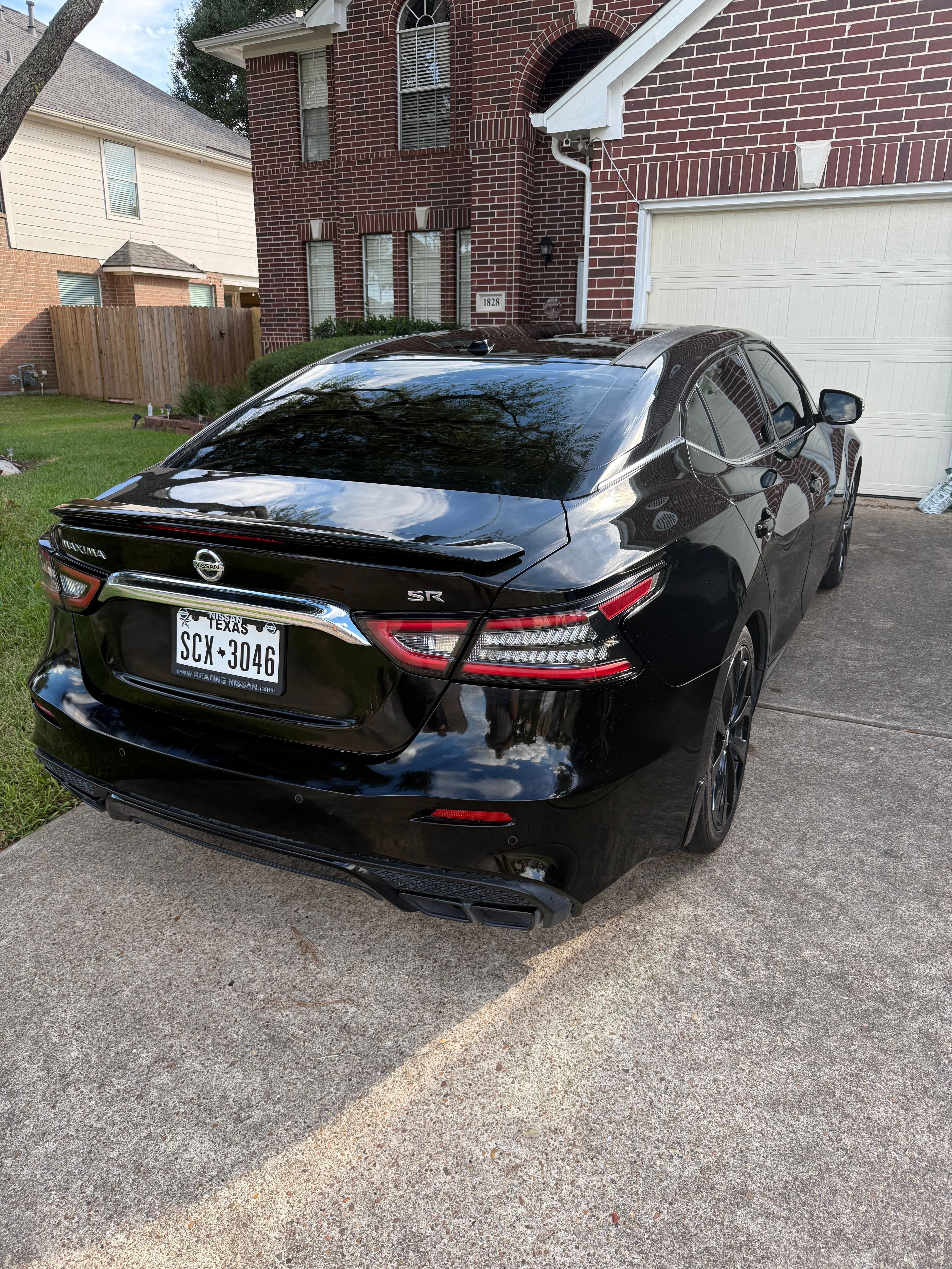 Used 2020 Nissan Maxima SR w/ Sport Mat Group FWD image 14