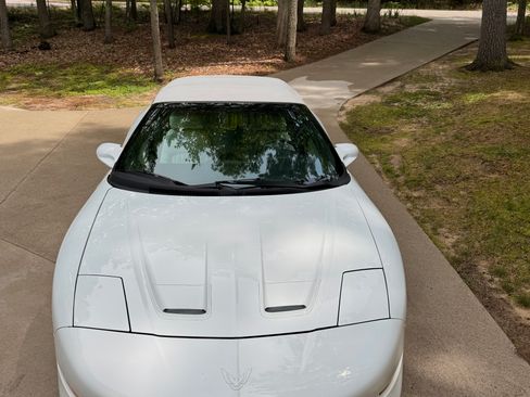 Used 1995 Pontiac Firebird Trans Am RWD image 2
