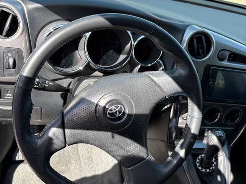 Used 2007 Toyota Matrix XR FWD image 12