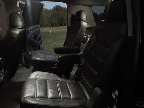 Used 2019 GMC Yukon XL Denali w/ Denali Ultimate Package AWD/4WD image 14