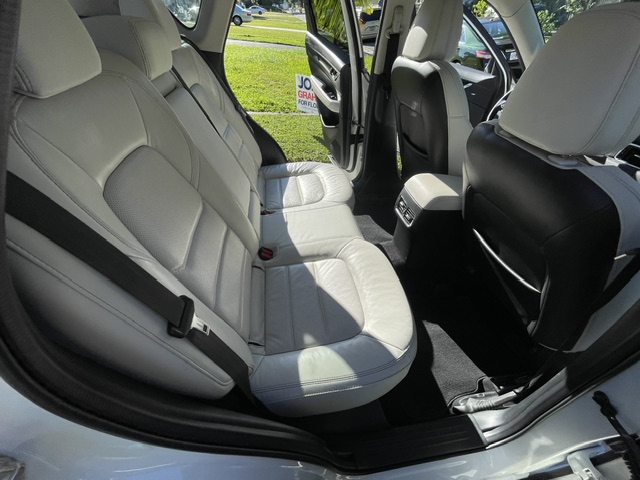 Used 2020 MAZDA CX-5 Grand Touring w/ GT Premium Package FWD image 13
