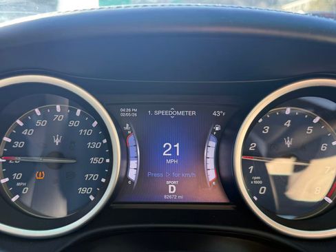 Used 2015 Maserati Ghibli RWD image 13