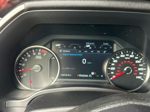 Used 2018 Ford F150 Raptor w/ Equipment Group 802A Luxury image 8