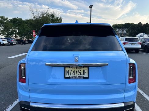 Used 2023 Rolls-Royce Cullinan image 6