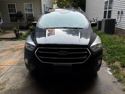 Used 2019 Ford Escape SE AWD/4WD image 4