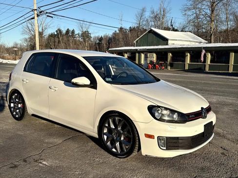 Used 2013 Volkswagen Golf Hatchback Sedan 4D image 1