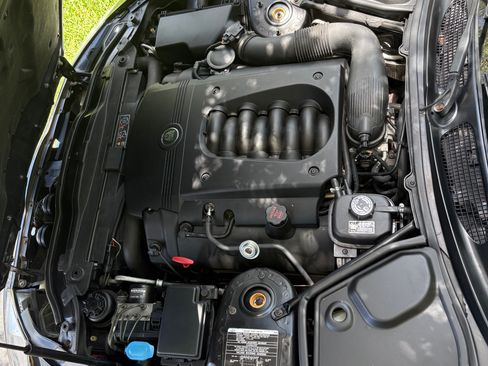 Used 2005 Jaguar XK8 Convertible RWD image 11