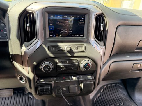 Used 2024 Chevrolet Silverado 2500 W/T w/ WT Convenience Package image 12