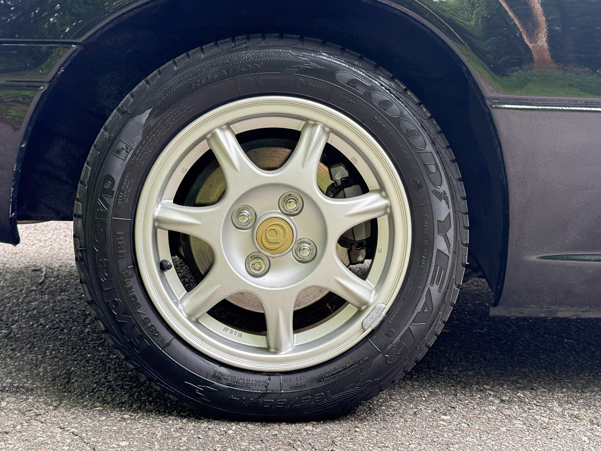 Used 1994 MAZDA MX-5 Miata RWD image 12