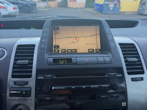 Used 2005 Toyota Prius FWD image 12