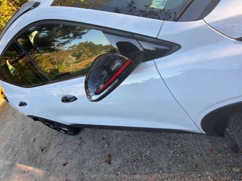 Used 2023 Chevrolet Bolt EUV LT w/ Convenience Package image 5