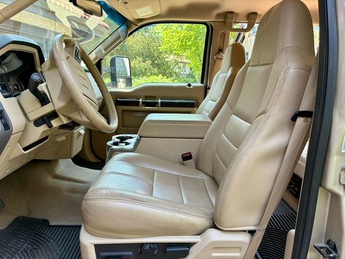 Used 2008 Ford F550 4x4 Crew Cab Super Duty image 20