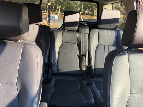 Used 2013 Land Rover LR4 HSE image 14