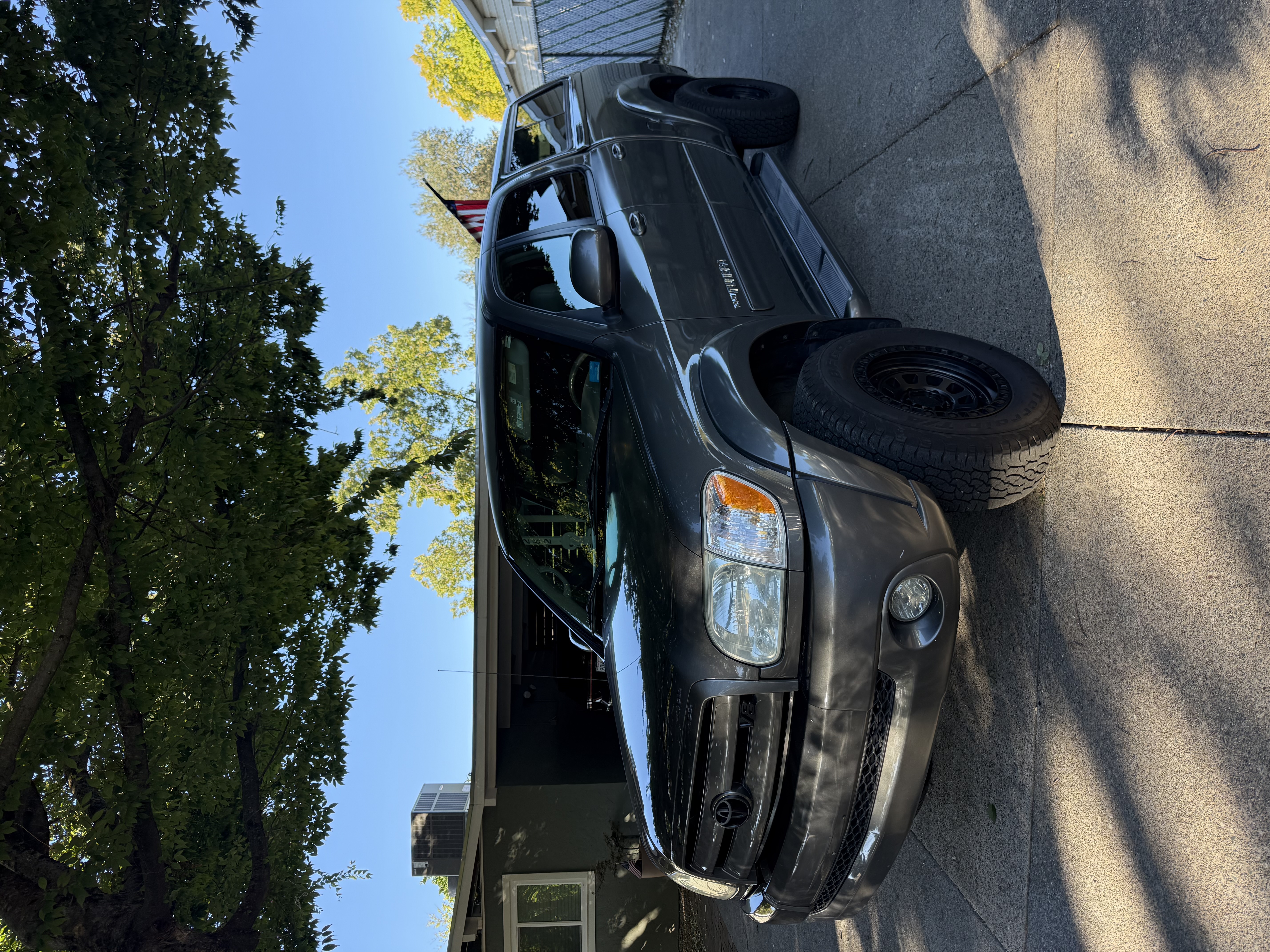 Used 2005 Toyota Tundra Limited w/ All Weather Guard Pkg AWD/4WD image 1