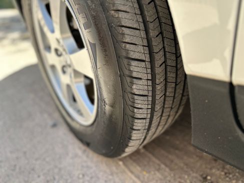 Used 2011 Volvo XC60 3.2 image 13