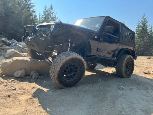 Used 2013 Jeep Wrangler Sport image 4