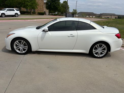 Used 2010 INFINITI G37 Sport w/ Premium Pkg image 27