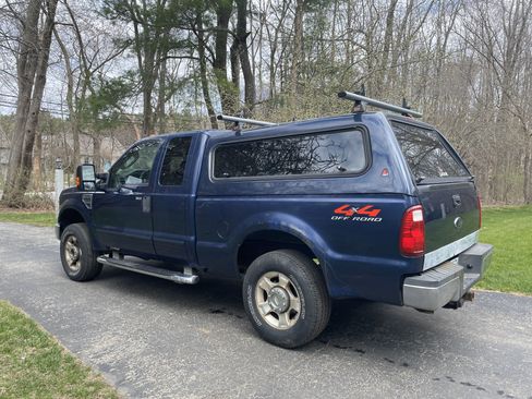 Used 2009 Ford F250 XLT image 7