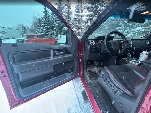 Used 2014 Ford F150 FX4 w/ Equipment Group 402A Luxury AWD/4WD image 4