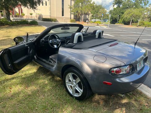 Used 2008 MAZDA MX-5 Miata Sport image 4