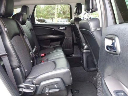Used 2017 Dodge Journey Crossroad w/ Popular Equipment Group FWD image 6