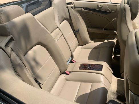 Used 2011 Mercedes-Benz E 350 Cabriolet image 15