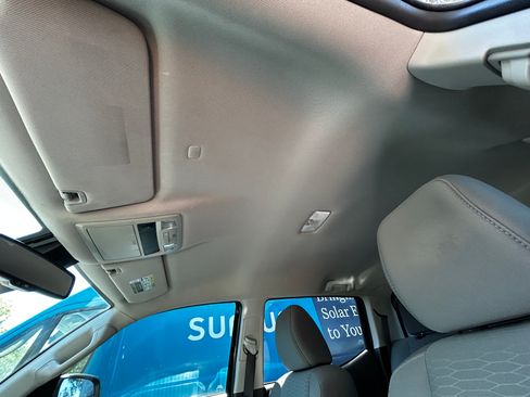 Used 2019 Toyota Tacoma SR5 RWD image 11