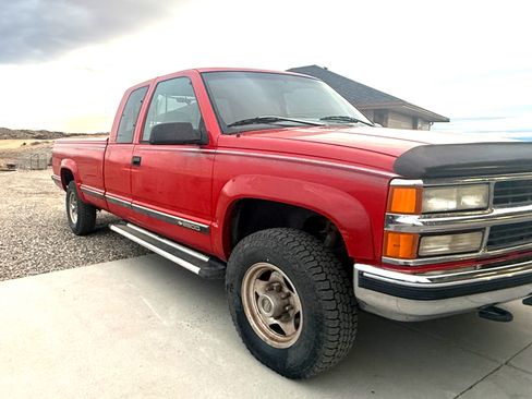 Used 1996 Chevrolet Silverado 2500 4x4 Extended Cab image 5