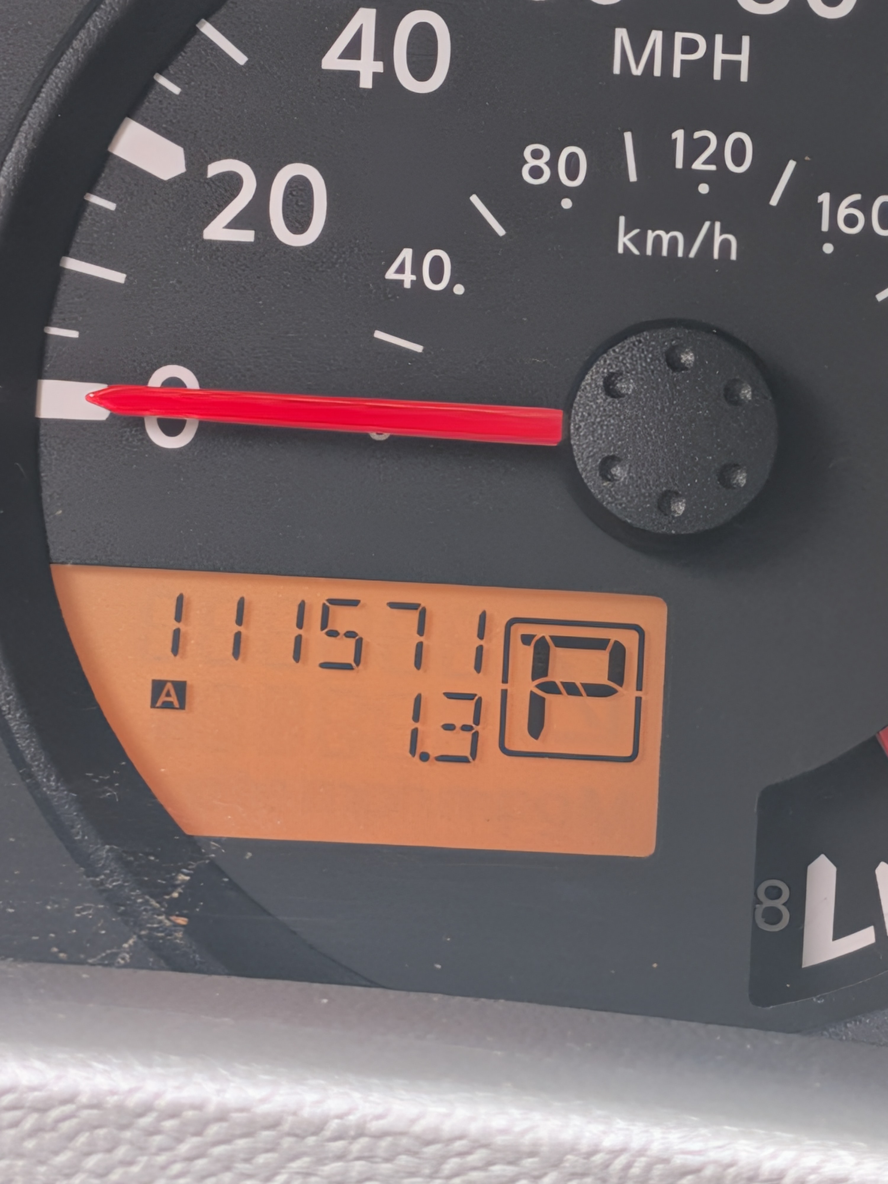 Used 2014 Nissan Frontier SV w/ SV Value Truck Package RWD image 8