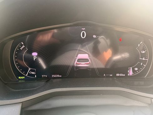 Used 2024 MAZDA CX-90 Plug-In Hybrid w/ Premium Pkg image 9